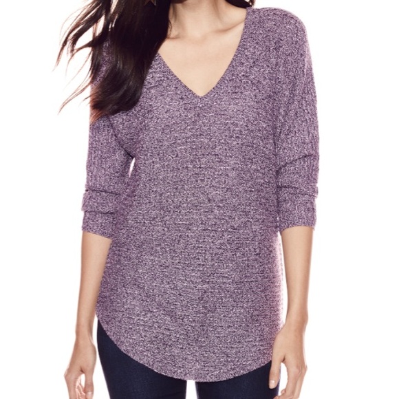 Sweaters - 💢 LAST ONE 💢  New lilac v neck sweater